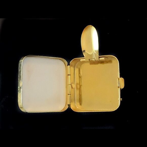 Vintage Damascene bird and floral design pill box made in Spain - Picture 2 of 5